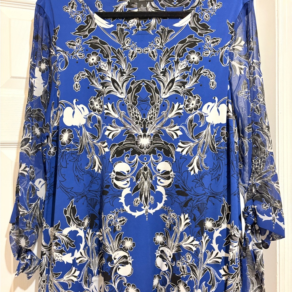 Alfani Blue and Black Floral Top